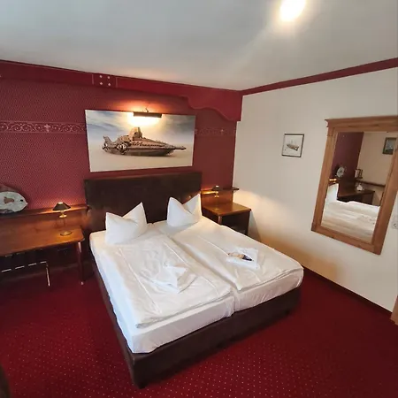 Nautilus Hotel