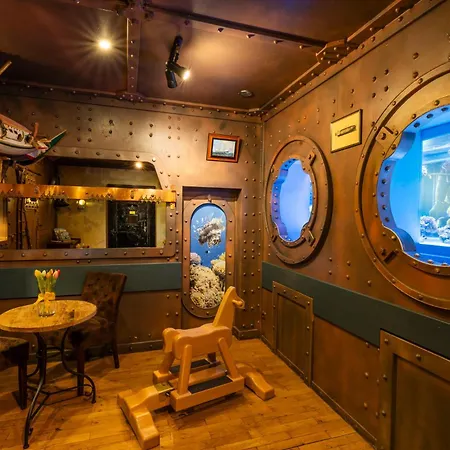 Nautilus Hotel