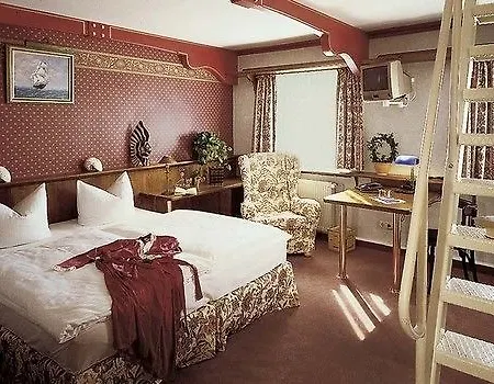 Hotel Nautilus