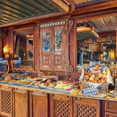 Nautilus Hotel 4*